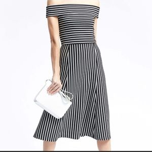 NWT BANANA REPUBLIC OFF SHOULDER MIDI DRESS
